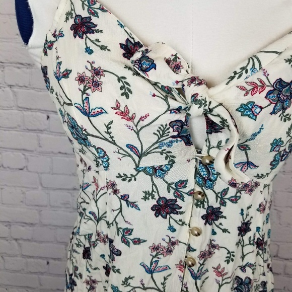 SOLD - Picture 3 of 7